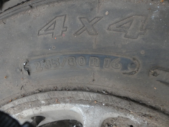 4 Roues pour Ziarelli Brutale 4X4 En provenance de Mitsubishi Pajero - Rueda completa para Tractor: foto 4 4 Roues pour Ziarelli Brutale 4X4 En provenance de Mitsubishi Pajero - Rueda completa para Tractor: foto 4