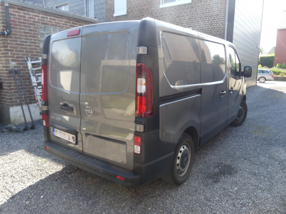 Camionnette Opel Vivaro (2018-122.114 km-VIN:WOVF7G60XJV634111) - Coche: foto 4 Camionnette Opel Vivaro (2018-122.114 km-VIN:WOVF7G60XJV634111) - Coche: foto 4