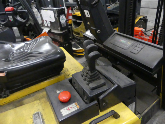 Chariot élévateur Yale ERP25ALFV2145 - Carretilla elevadora: foto 3 Chariot élévateur Yale ERP25ALFV2145 - Carretilla elevadora: foto 3