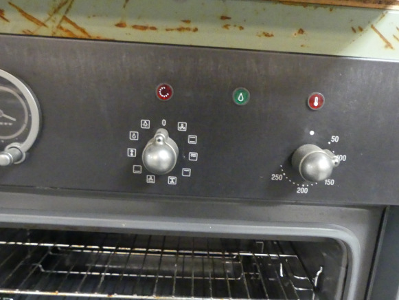 Four encastrable HBB-AP32-4 - Maquinaria de alimentación: foto 4 Four encastrable HBB-AP32-4 - Maquinaria de alimentación: foto 4