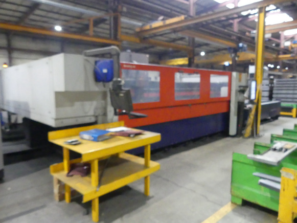 Machine de découpe 4m laser CO² avec refroidisseur et aspiration de fumée Bystronic Bylaser 4400 - Máquina para metal: foto 1 Machine de découpe 4m laser CO² avec refroidisseur et aspiration de fumée Bystronic Bylaser 4400 - Máquina para metal: foto 1
