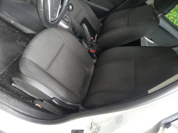Voiture Opel Astra Break (2012-211.232 km) - Coche: foto 4 Voiture Opel Astra Break (2012-211.232 km) - Coche: foto 4