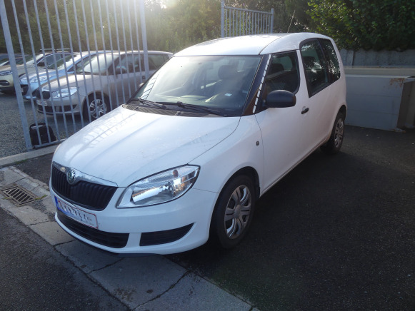 Voiture Skoda Roomster (2010-83.182 km) - Furgoneta combi: foto 1 Voiture Skoda Roomster (2010-83.182 km) - Furgoneta combi: foto 1