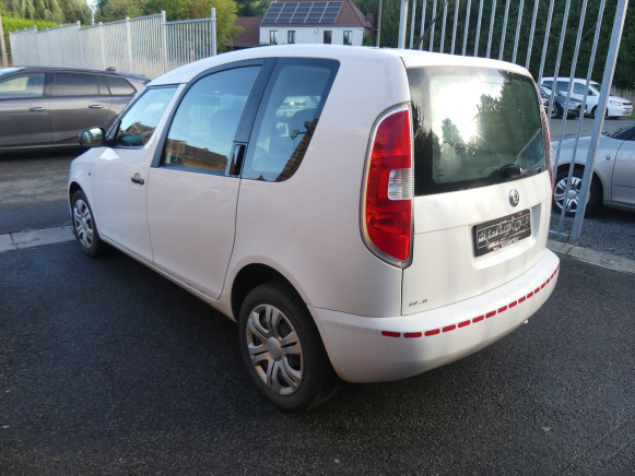 Voiture Skoda Roomster (2010-83.182 km) - Furgoneta combi: foto 4 Voiture Skoda Roomster (2010-83.182 km) - Furgoneta combi: foto 4