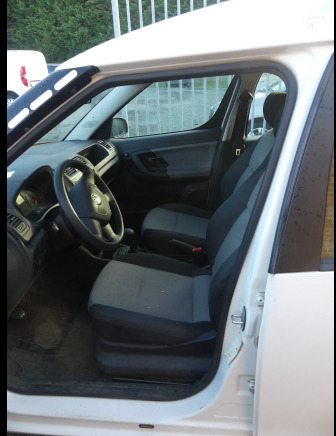 Voiture Skoda Roomster (2010-83.182 km) - Furgoneta combi: foto 5 Voiture Skoda Roomster (2010-83.182 km) - Furgoneta combi: foto 5
