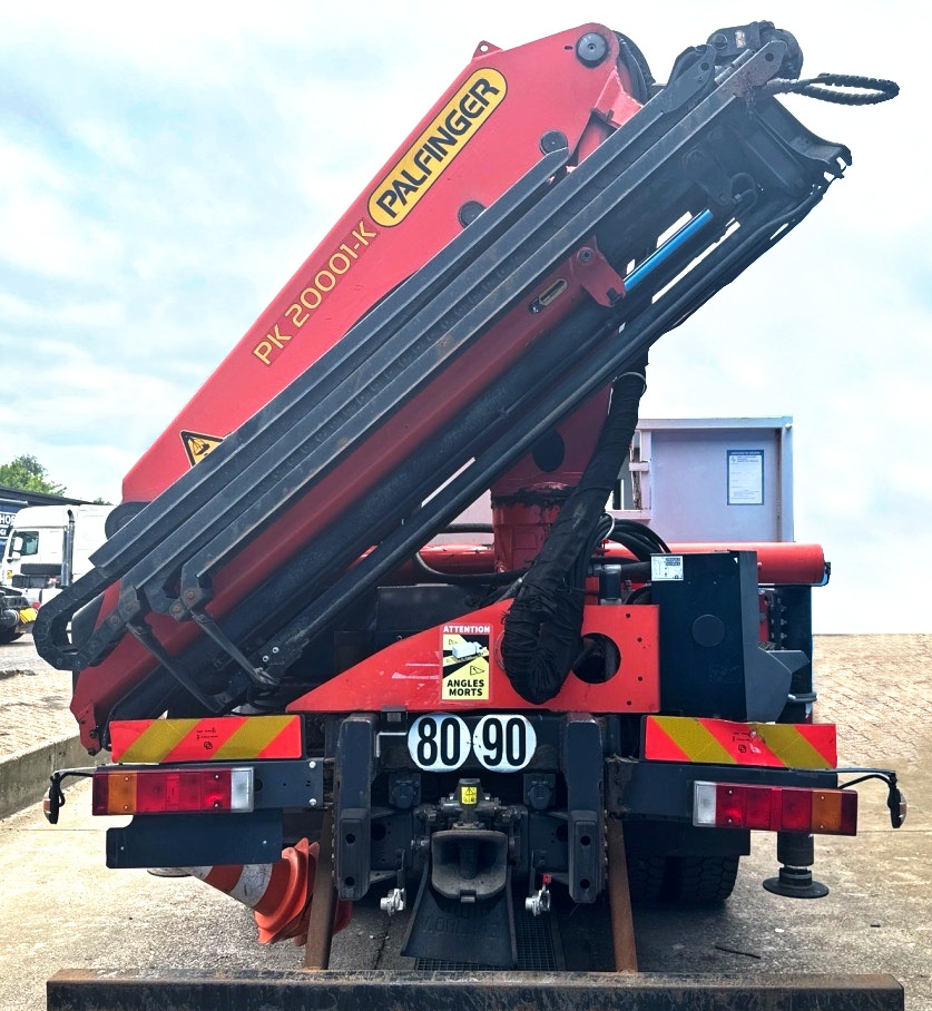 PALFINGER PK 20001 K C crane, year 2015, remote control, extra functions - Grúa para camión: foto 1 PALFINGER PK 20001 K C crane, year 2015, remote control, extra functions - Grúa para camión: foto 1