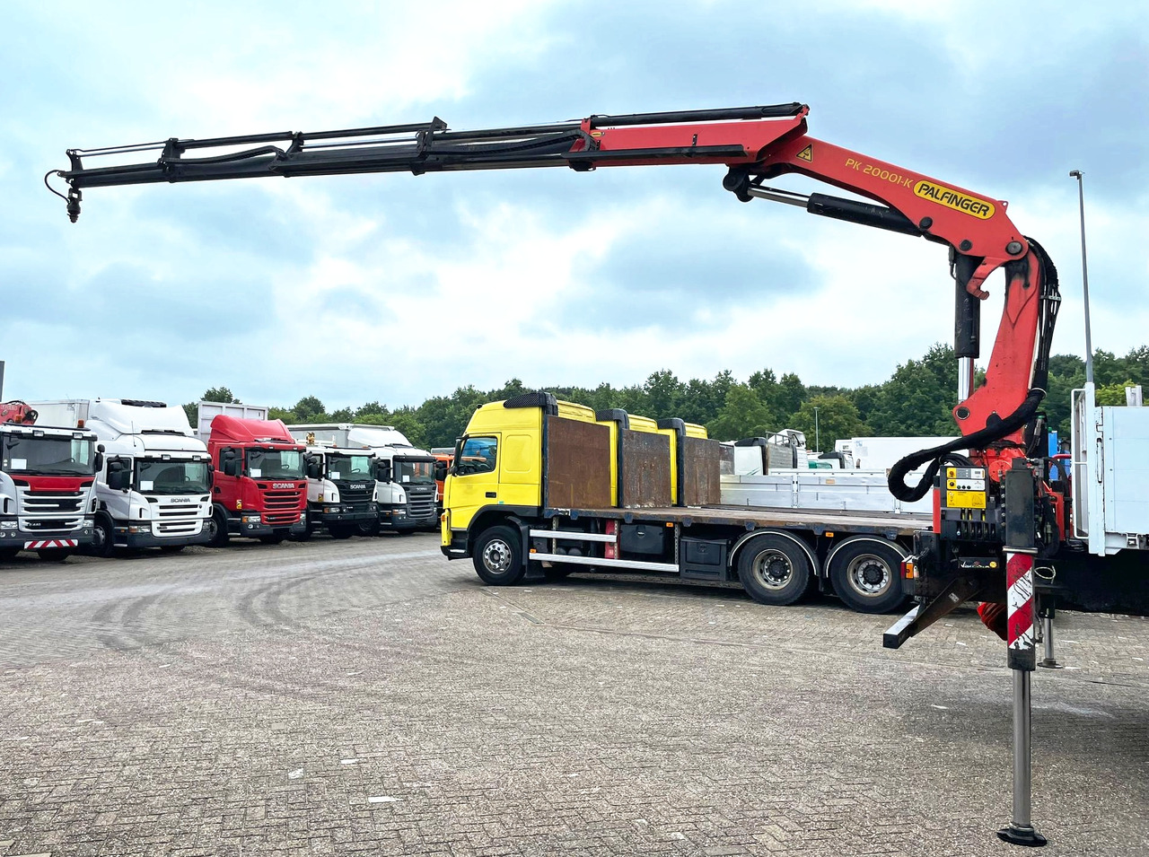 PALFINGER PK 20001 K C crane, year 2015, remote control, extra functions - Grúa para camión: foto 4 PALFINGER PK 20001 K C crane, year 2015, remote control, extra functions - Grúa para camión: foto 4