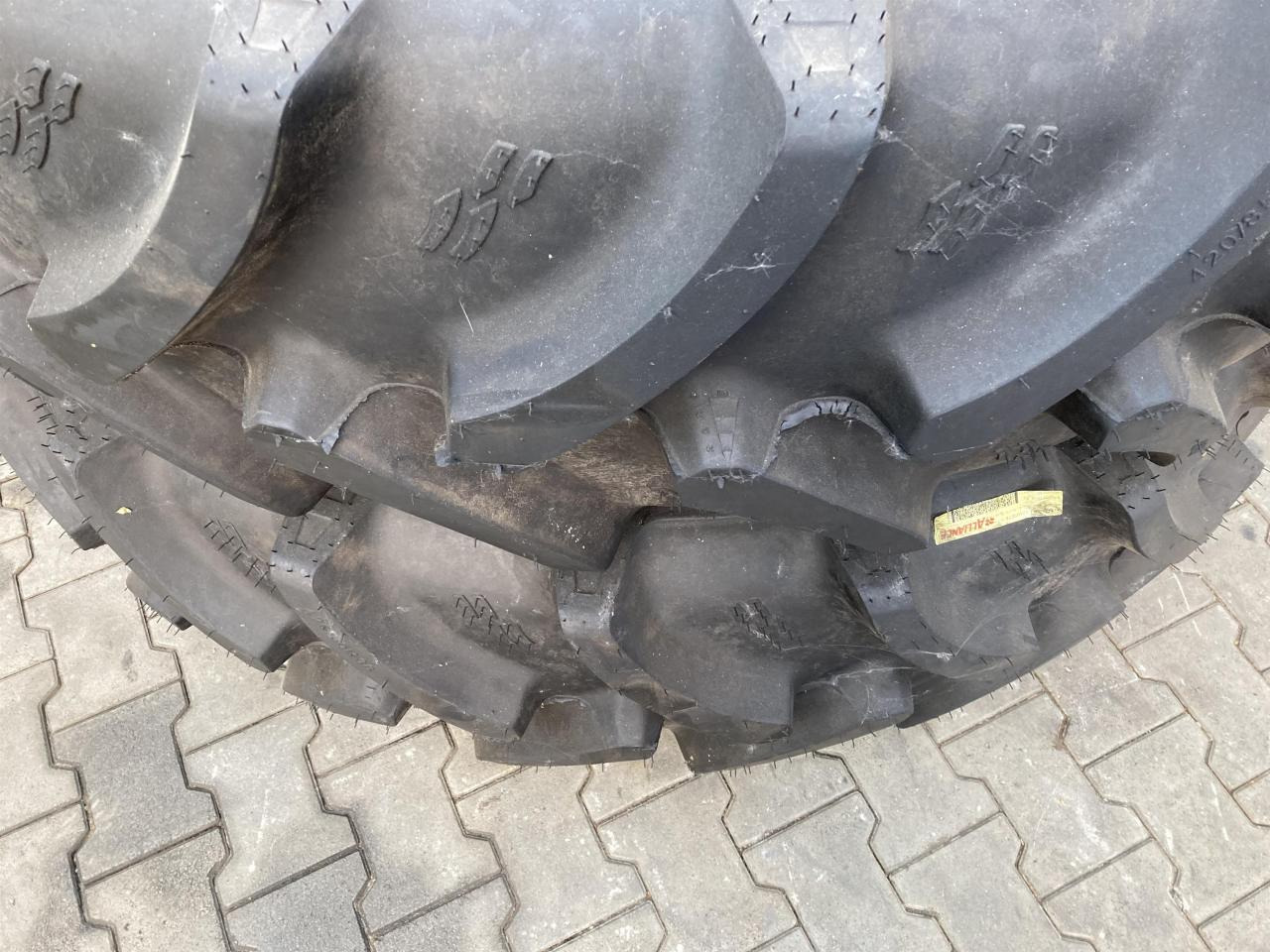 Alliance 420/85R38 - Neumático para Maquinaria agrícola: foto 3 Alliance 420/85R38 - Neumático para Maquinaria agrícola: foto 3