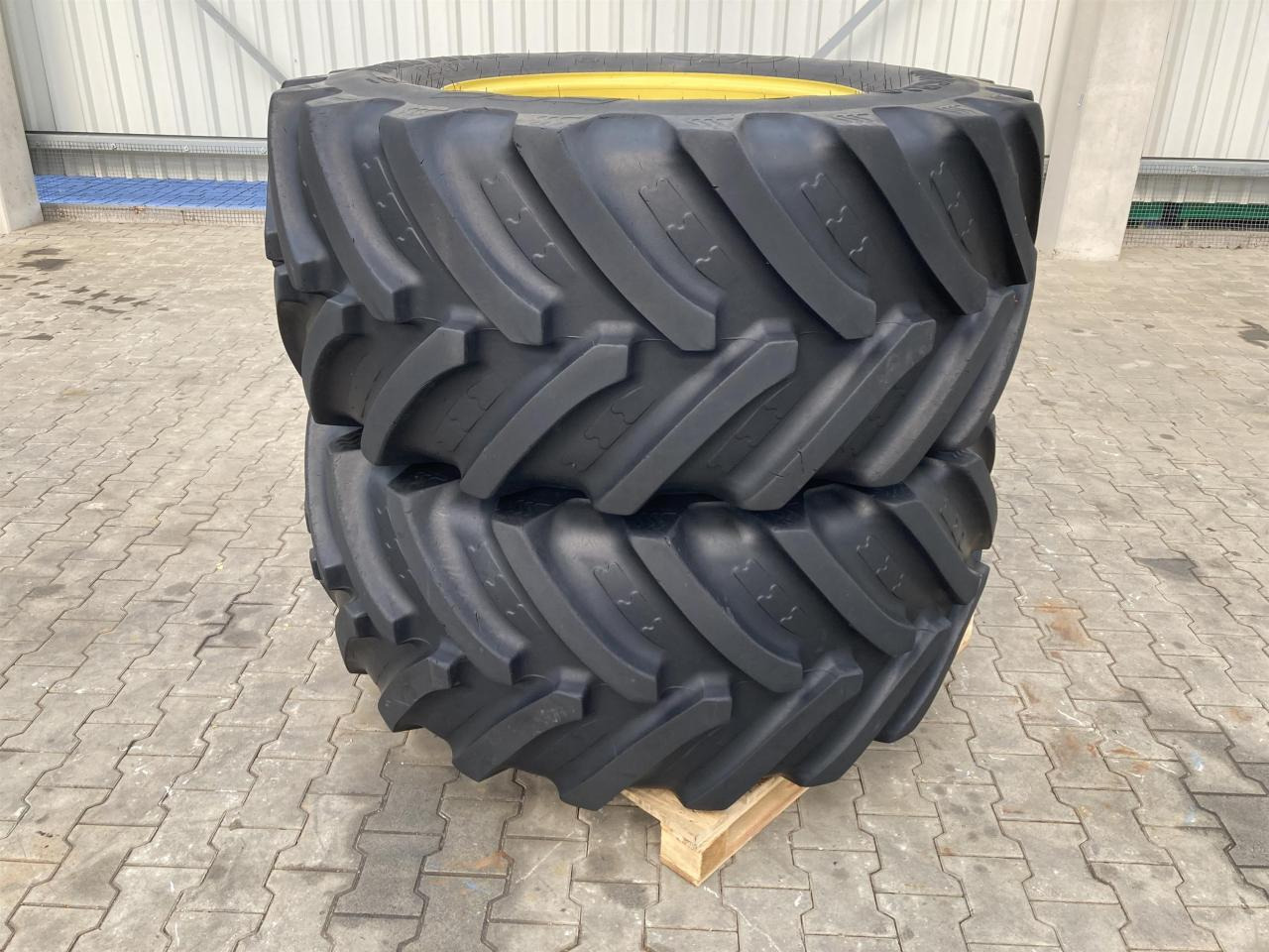 BKT 600/65R30 - Neumático para Maquinaria agrícola: foto 1 BKT 600/65R30 - Neumático para Maquinaria agrícola: foto 1