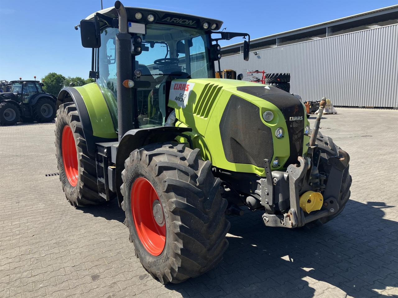 CLAAS Arion 640 - Tractor: foto 2 CLAAS Arion 640 - Tractor: foto 2