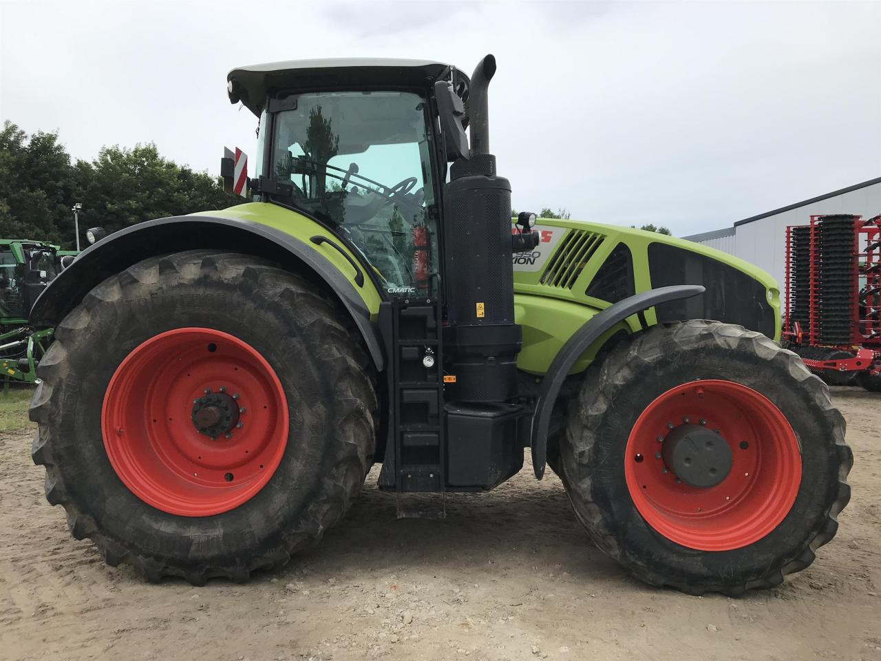 CLAAS Axion 950 - Tractor: foto 2 CLAAS Axion 950 - Tractor: foto 2