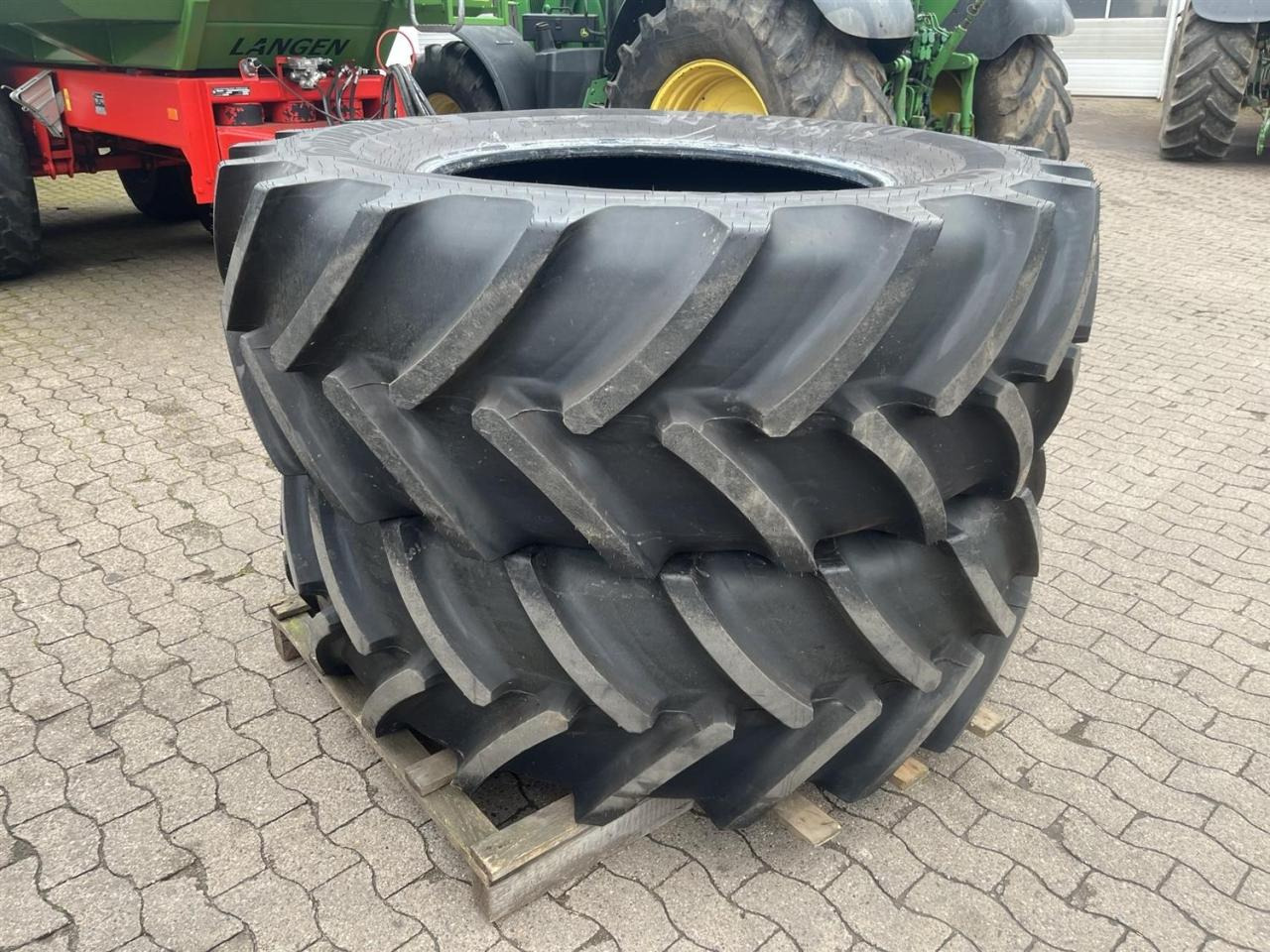 Continental 580/70R38 - Neumático para Maquinaria agrícola: foto 1 Continental 580/70R38 - Neumático para Maquinaria agrícola: foto 1