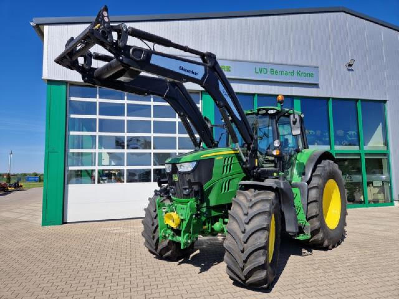 John Deere 6195M - Tractor: foto 1 John Deere 6195M - Tractor: foto 1