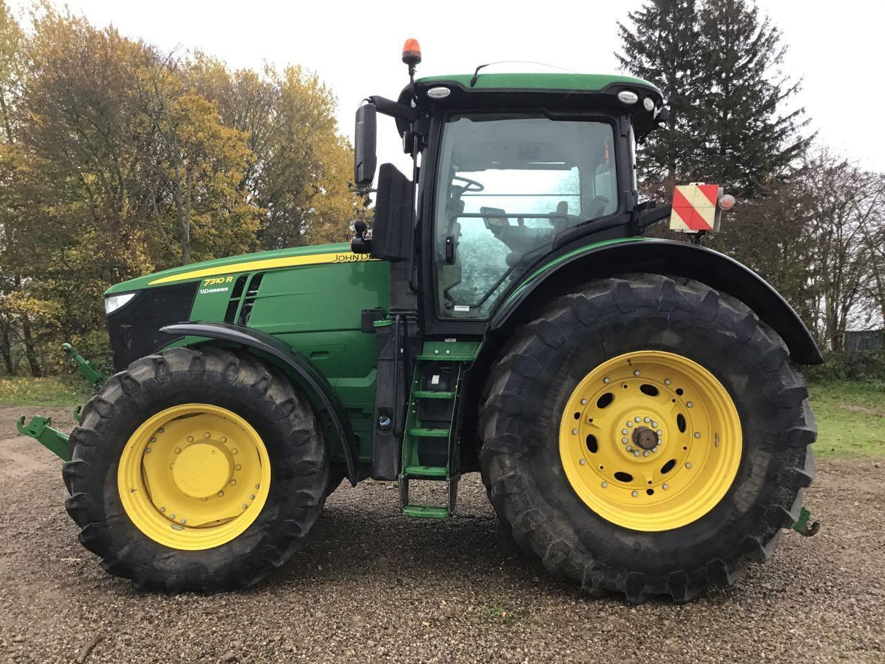 John Deere 7310R - Tractor: foto 1 John Deere 7310R - Tractor: foto 1
