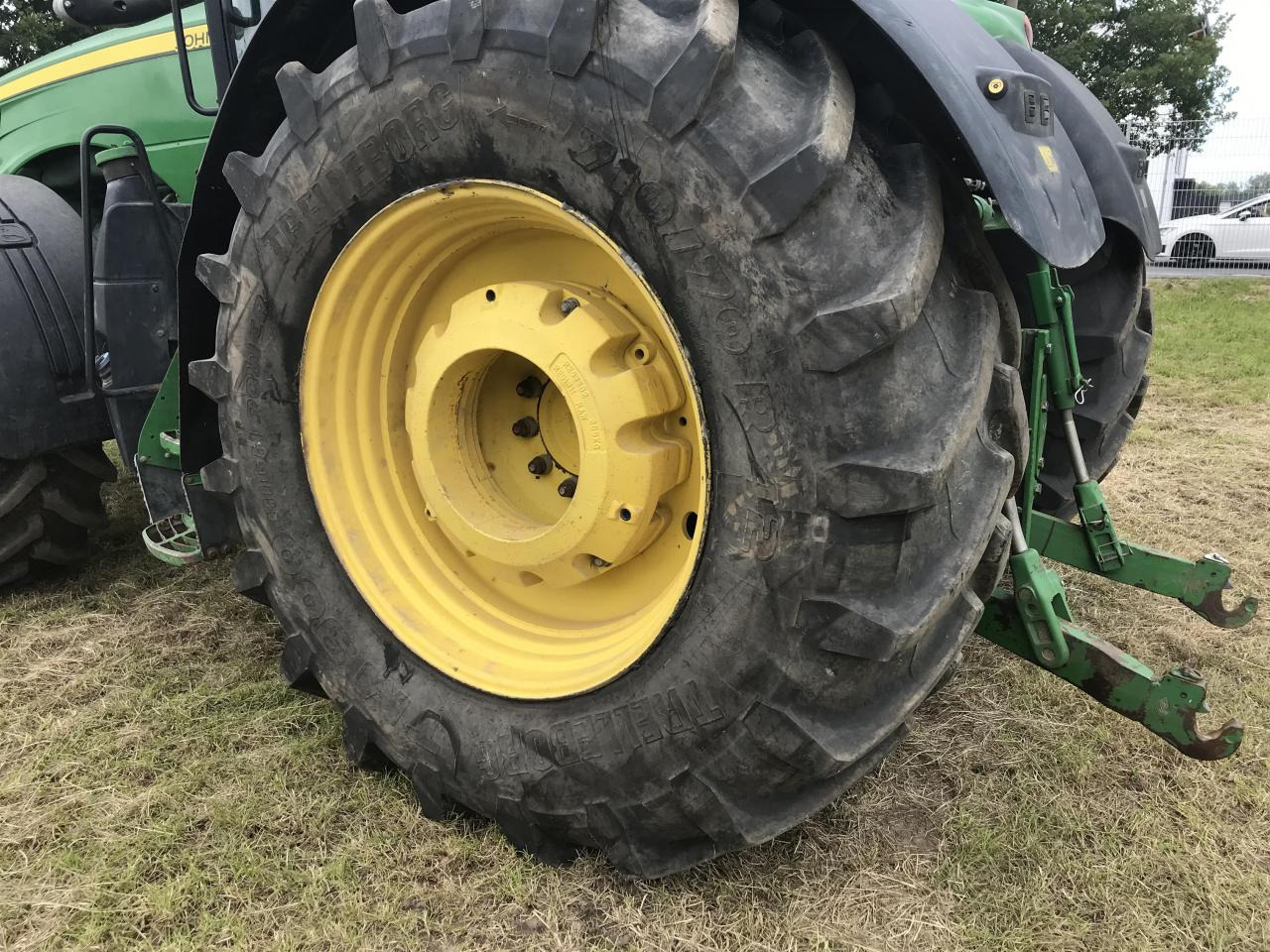 Tractor John Deere 8295R: foto 9