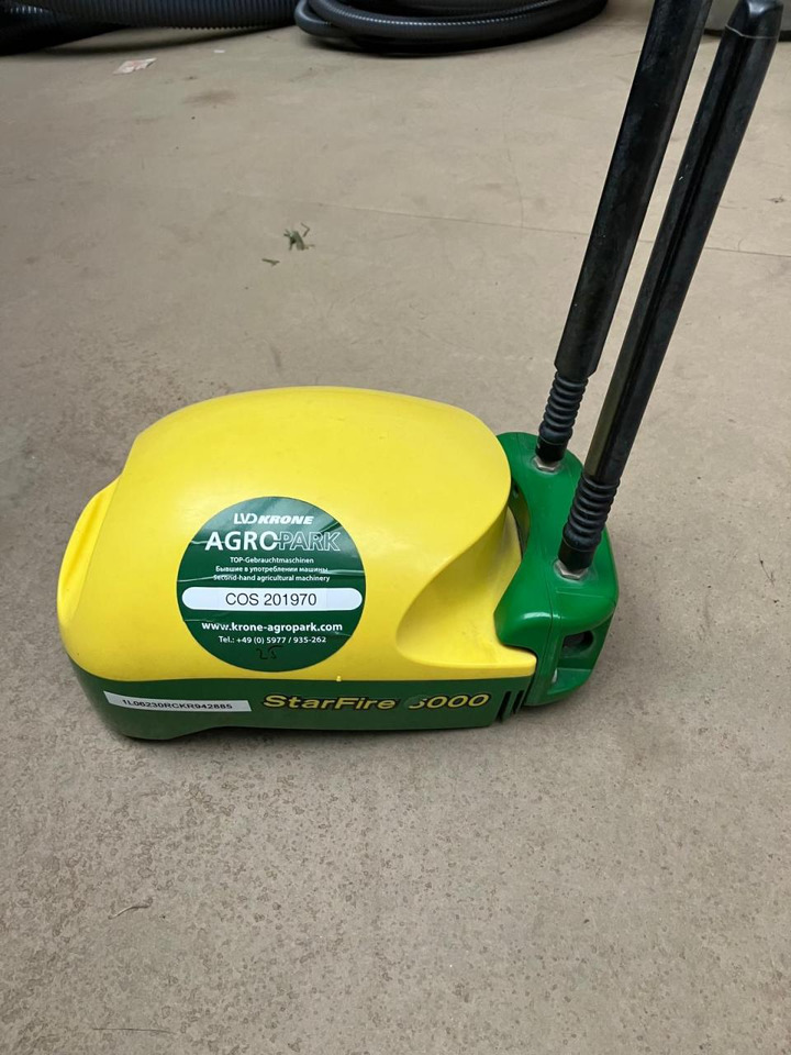 John Deere SF6000 SF3, M-RTK - Sistema de navegación para Maquinaria agrícola: foto 1 John Deere SF6000 SF3, M-RTK - Sistema de navegación para Maquinaria agrícola: foto 1