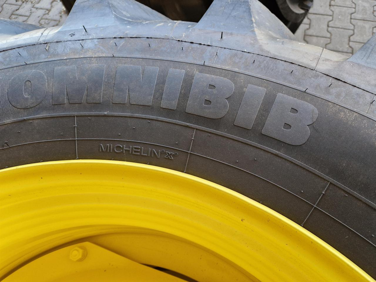 Michelin 480/70R38 - Neumático para Maquinaria agrícola: foto 4 Michelin 480/70R38 - Neumático para Maquinaria agrícola: foto 4