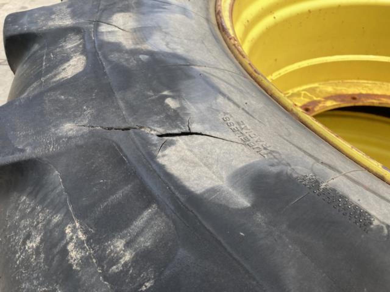 Michelin 620/70R46 - Neumático para Maquinaria agrícola: foto 2 Michelin 620/70R46 - Neumático para Maquinaria agrícola: foto 2