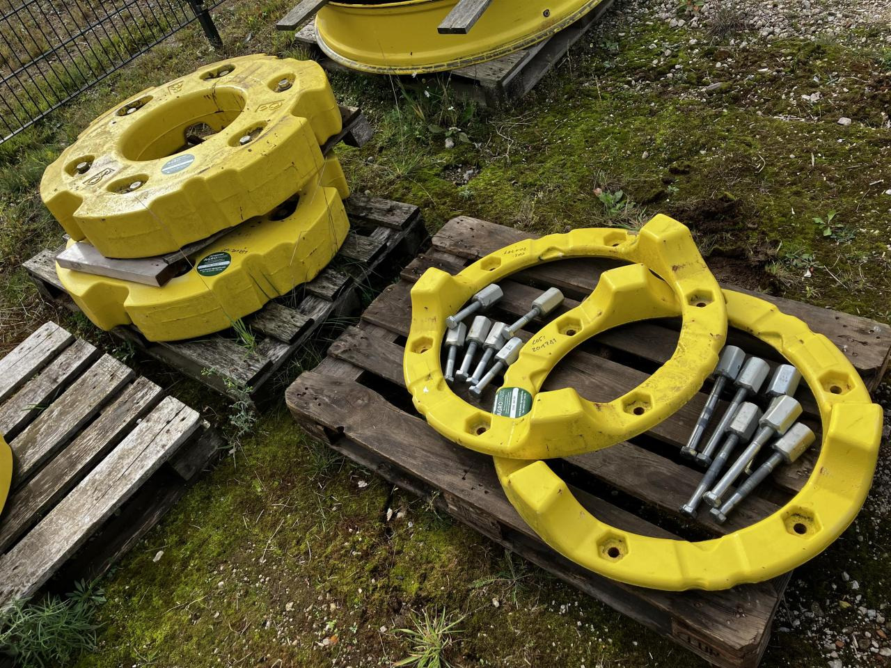 John Deere 70 kg + 530 kg - Piezas de recambio para Maquinaria agrícola: foto 1 John Deere 70 kg + 530 kg - Piezas de recambio para Maquinaria agrícola: foto 1