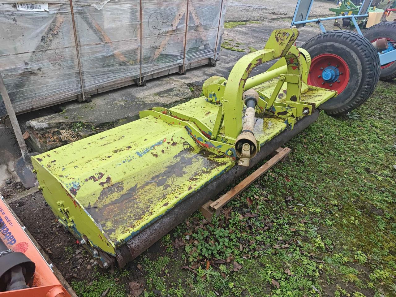 / SEPPI M. Front und Heckmulcher 2700mm - Desbrozadora de martillos: foto 3 / SEPPI M. Front und Heckmulcher 2700mm - Desbrozadora de martillos: foto 3