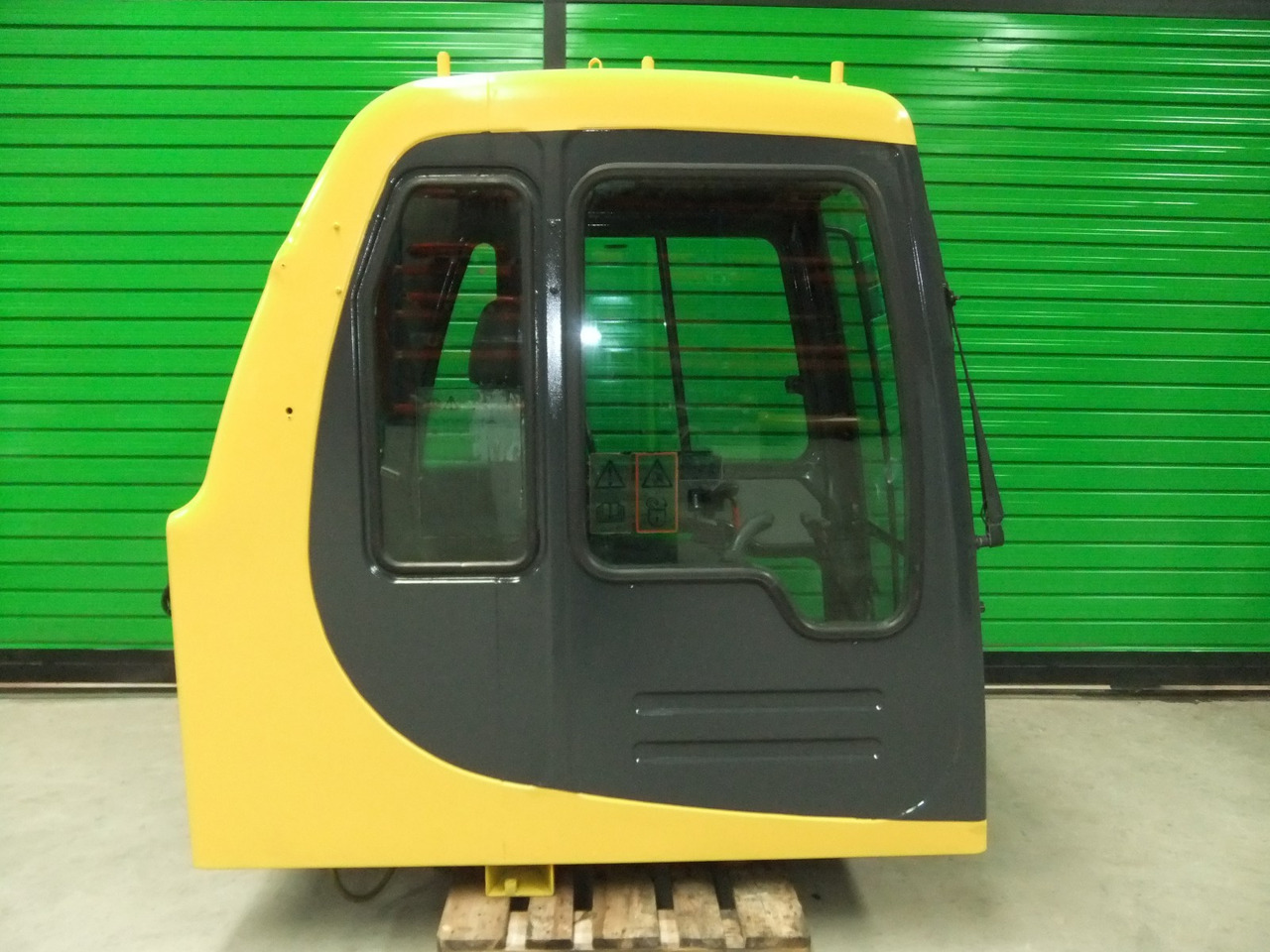 Cab EROPS KOMATSU PC340-6 - Cabina para Maquinaria de construcción: foto 1 Cab EROPS KOMATSU PC340-6 - Cabina para Maquinaria de construcción: foto 1