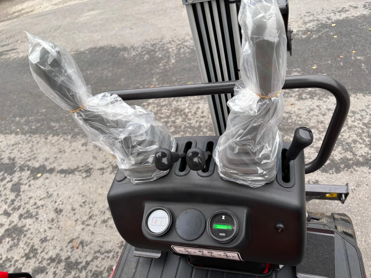 Rhinoceros MY10-8 - Miniexcavadora: foto 5 Rhinoceros MY10-8 - Miniexcavadora: foto 5