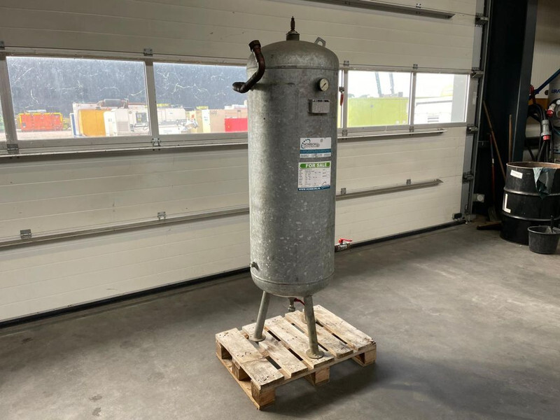 Atlas-Copco 250 liter 11 Bar Luchtketel Gegalvaniseerd Air Tank Verticaal - Compresor de aire: foto 3 Atlas-Copco 250 liter 11 Bar Luchtketel Gegalvaniseerd Air Tank Verticaal - Compresor de aire: foto 3