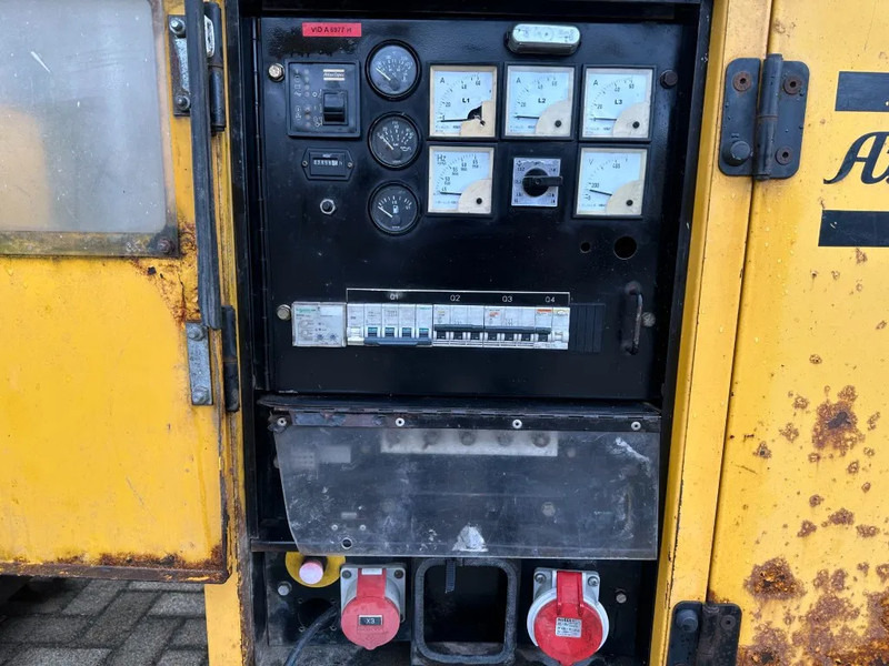 Atlas-Copco QAS 38 Yanmar Mecc Alte Spa 40 kVA Silent generatorset - Generador industriale: foto 3 Atlas-Copco QAS 38 Yanmar Mecc Alte Spa 40 kVA Silent generatorset - Generador industriale: foto 3