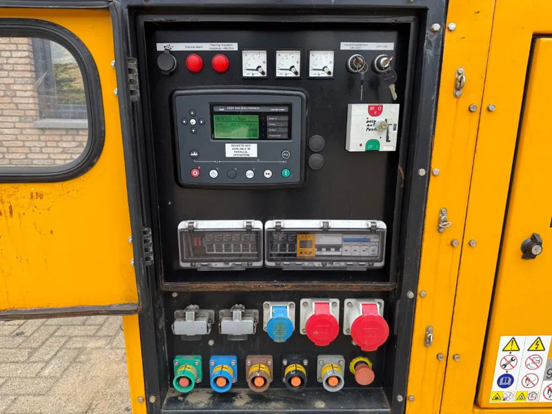 Europower EPS303TDE Kubota 30 kVA Silent generatorset 2019 ! - Generador industriale: foto 4 Europower EPS303TDE Kubota 30 kVA Silent generatorset 2019 ! - Generador industriale: foto 4