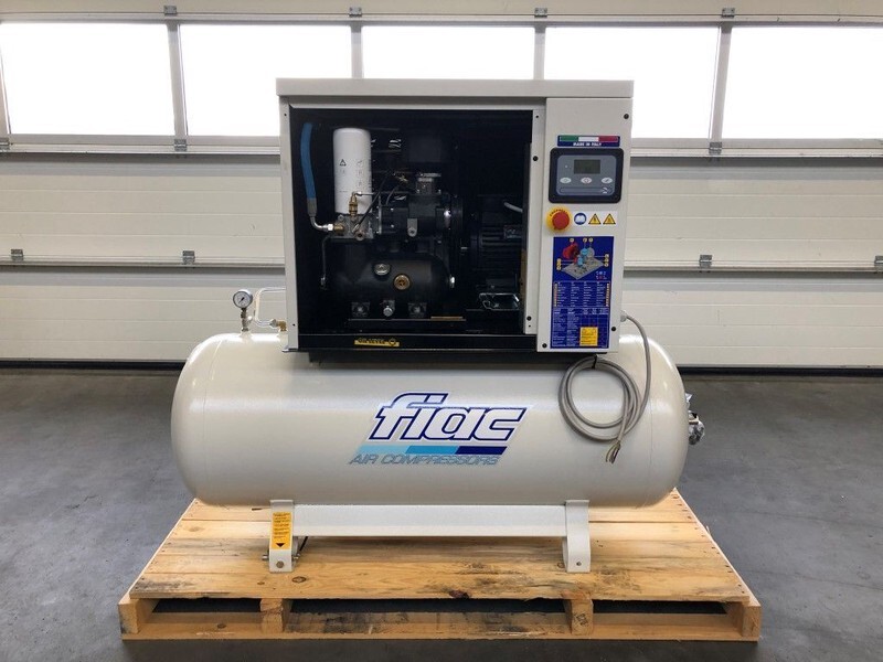 Fiac New Silver 7.5 / 300 Silent 5.5 kW 720 L / min 10 Bar Elektrische schroefcompressor met ketel - Compresor de aire: foto 3 Fiac New Silver 7.5 / 300 Silent 5.5 kW 720 L / min 10 Bar Elektrische schroefcompressor met ketel - Compresor de aire: foto 3