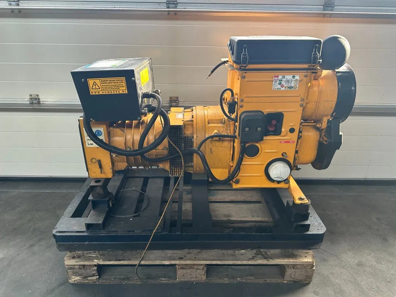 Hatz 2M41 15 kVA generatorset - Generador industriale: foto 1 Hatz 2M41 15 kVA generatorset - Generador industriale: foto 1