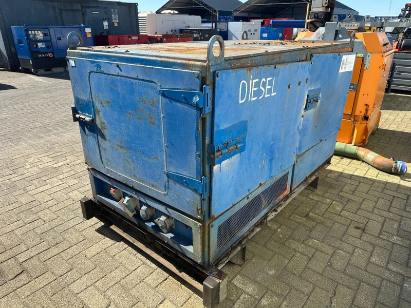 Hatz 3L30C Leroy Somer 15 kVA Silent generatorset - Generador industriale: foto 2 Hatz 3L30C Leroy Somer 15 kVA Silent generatorset - Generador industriale: foto 2