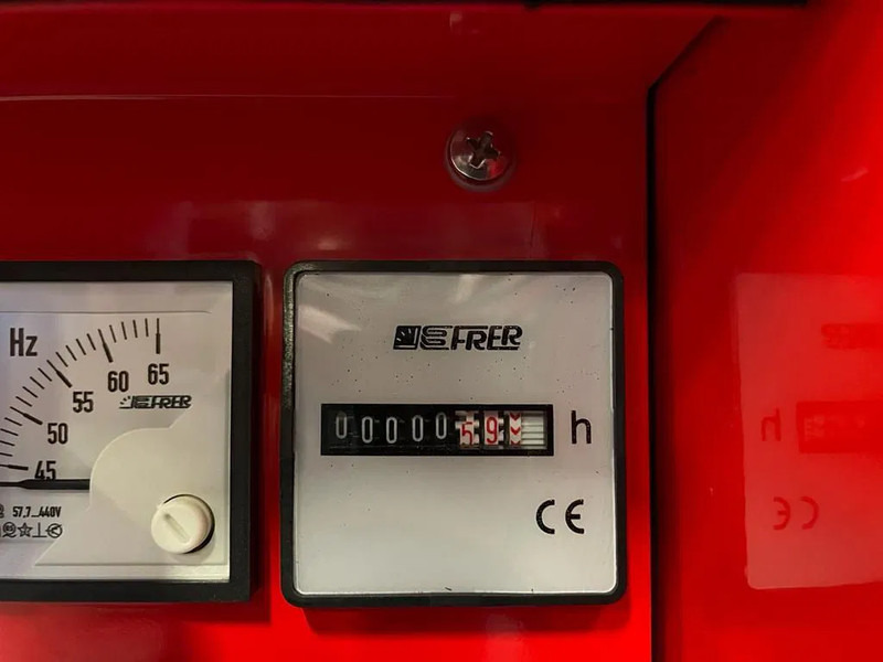 Himoinsa HYW 13 Yanmar Mecc Alte Spa 13 kVA Supersilent generatorset STAGE 5 New ! - Generador industriale: foto 5 Himoinsa HYW 13 Yanmar Mecc Alte Spa 13 kVA Supersilent generatorset STAGE 5 New ! - Generador industriale: foto 5