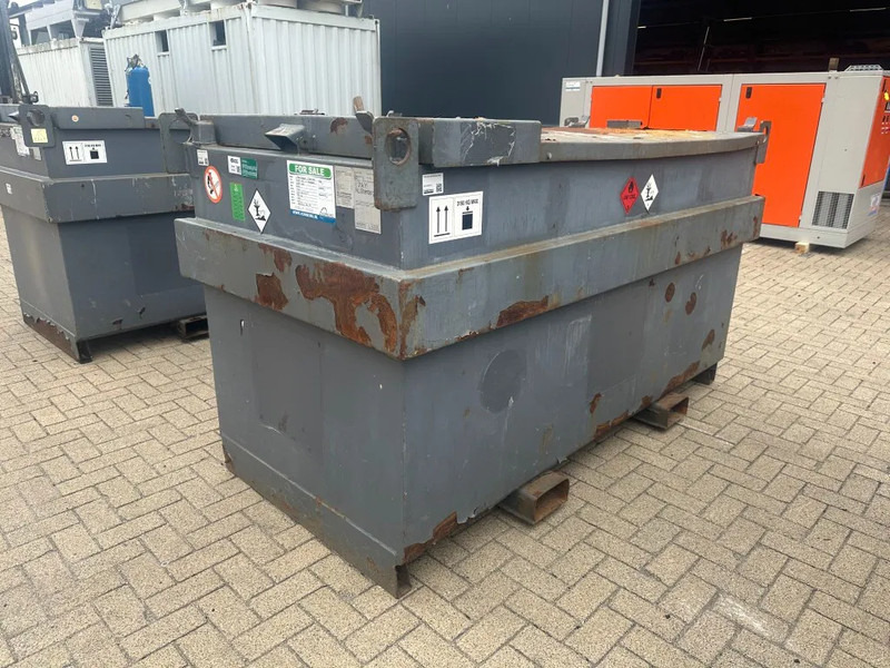 Tanque de almacenamiento IBC Steenbergen Kiwa IBC 2000 liter dieseltank met handpomp Milieutank: foto 11