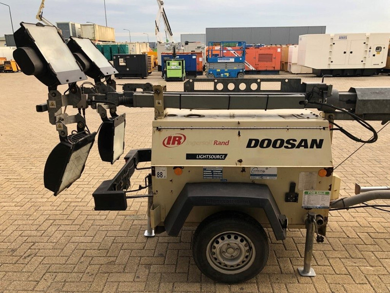 Torre de iluminación Ingersoll Rand Kubota LT6K 9 meter light tower generator: foto 14