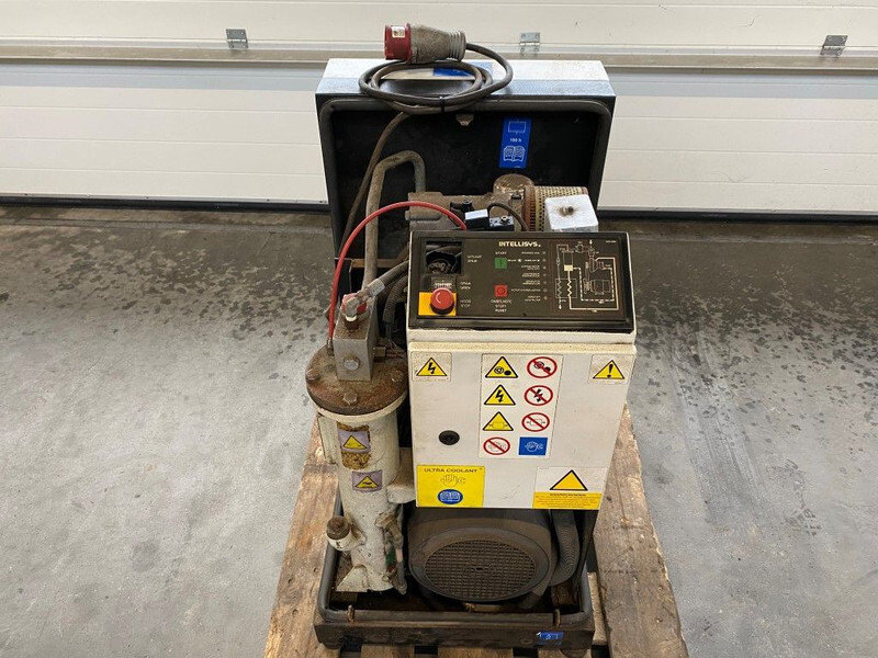 Compresor de aire Ingersoll Rand SSR ML 5.5 SSR ML5.5 6 kW 800 L / min 7.5 Bar Elektrische Schroefcompressor: foto 8 Compresor de aire Ingersoll Rand SSR ML 5.5 SSR ML5.5 6 kW 800 L / min 7.5 Bar Elektrische Schroefcompressor: foto 8