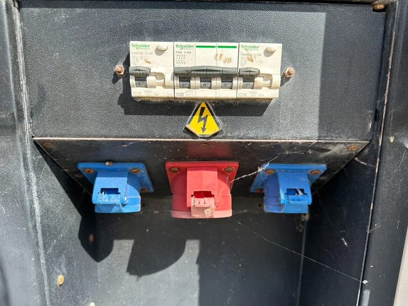 Generador industriale Iveco FPT F32 AM1A Leroy Somer 32 kVA Silent generatorset 216 hours !: foto 12 Generador industriale Iveco FPT F32 AM1A Leroy Somer 32 kVA Silent generatorset 216 hours !: foto 12