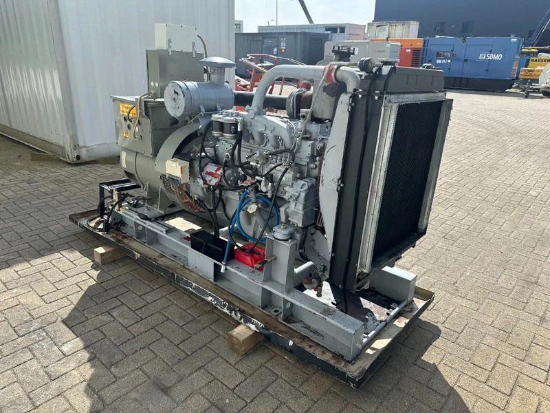 Iveco GE 8061 SRI 25.05 Leroy Somer 125 kVA generatorset - Generador industriale: foto 5 Iveco GE 8061 SRI 25.05 Leroy Somer 125 kVA generatorset - Generador industriale: foto 5