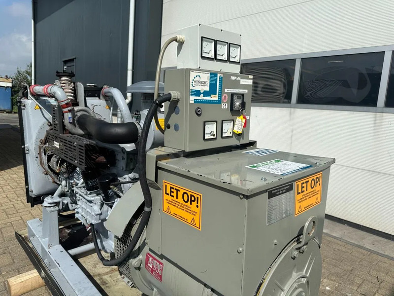 Iveco GE 8061 SRI 25.05 Leroy Somer 125 kVA generatorset - Generador industriale: foto 2 Iveco GE 8061 SRI 25.05 Leroy Somer 125 kVA generatorset - Generador industriale: foto 2