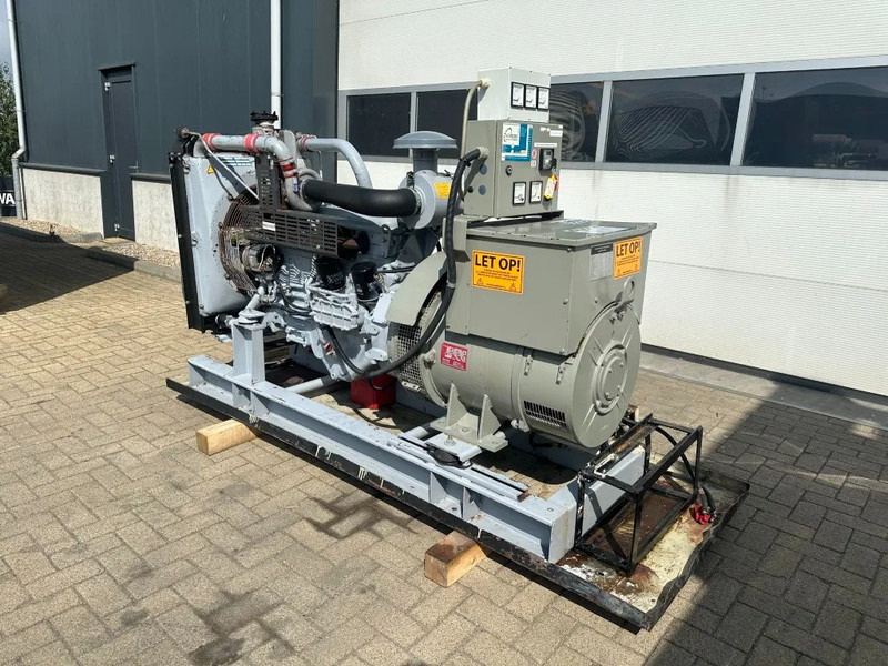 Iveco GE 8061 SRI 25.05 Leroy Somer 125 kVA generatorset - Generador industriale: foto 4 Iveco GE 8061 SRI 25.05 Leroy Somer 125 kVA generatorset - Generador industriale: foto 4