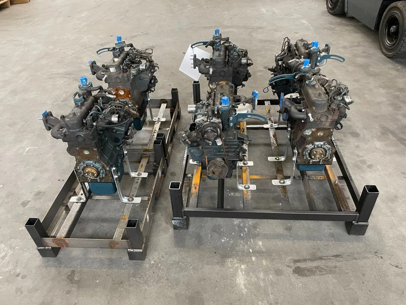 Kubota D722 dieselmotor 3 cilinder 18 PK (6 stuks!) - Motor para Equipo de manutención: foto 3 Kubota D722 dieselmotor 3 cilinder 18 PK (6 stuks!) - Motor para Equipo de manutención: foto 3