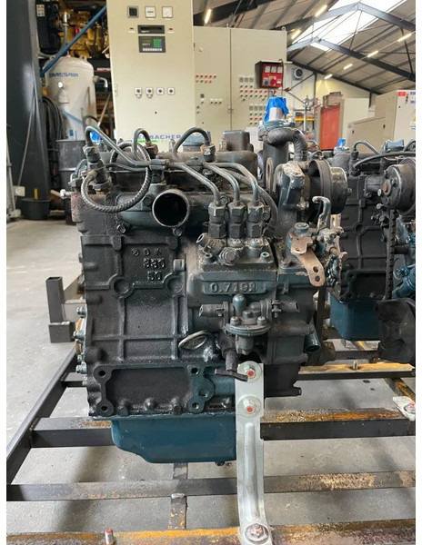 Kubota D722 dieselmotor 3 cilinder 18 PK (6 stuks!) - Motor para Equipo de manutención: foto 5 Kubota D722 dieselmotor 3 cilinder 18 PK (6 stuks!) - Motor para Equipo de manutención: foto 5