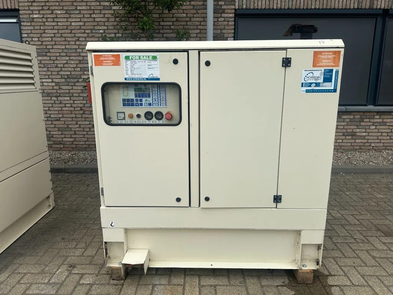 Lombardini LDW 702 Mecc Alte Spa 5 kVA Supersilent noodstroom generatorset as New ! - Generador industriale: foto 1 Lombardini LDW 702 Mecc Alte Spa 5 kVA Supersilent noodstroom generatorset as New ! - Generador industriale: foto 1