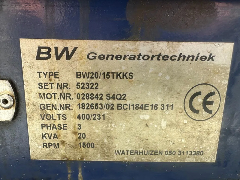 Mitsubishi S4Q2 Stamford 20 kVA marine generatorset - Generador industriale: foto 4 Mitsubishi S4Q2 Stamford 20 kVA marine generatorset - Generador industriale: foto 4