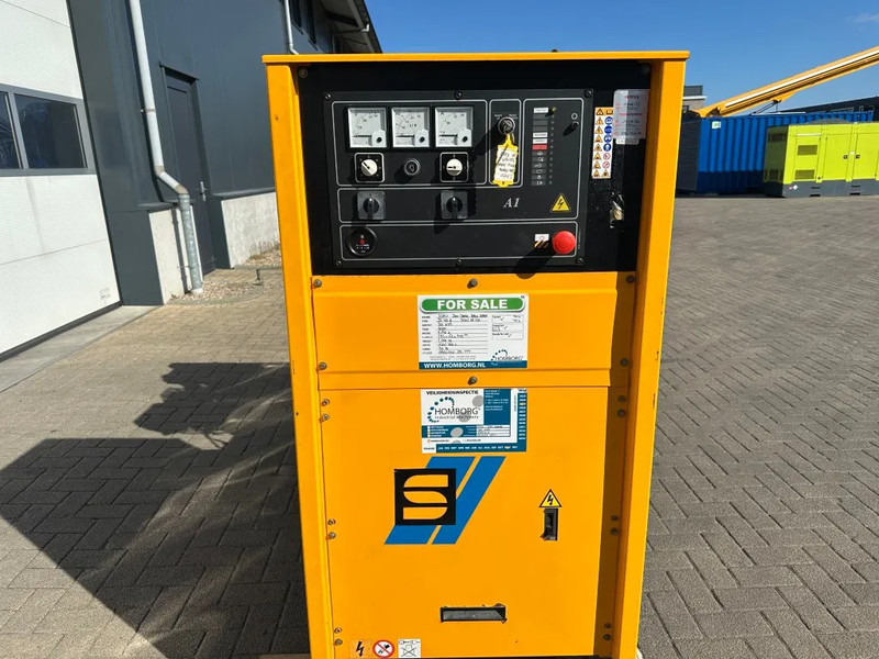 SDMO John Deere Leroy Somer 100 kVA generatorset - Generador industriale: foto 3 SDMO John Deere Leroy Somer 100 kVA generatorset - Generador industriale: foto 3