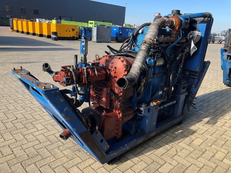 Motor Sisu Valmet Diesel 74.234 ETA 181 HP diesel enine with ZF gearbox: foto 9