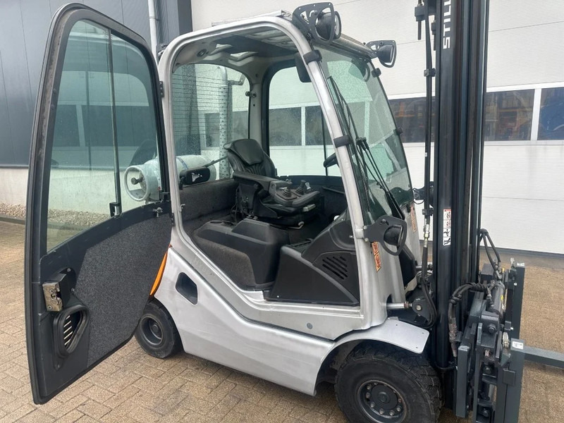 Still RX 70-25 T 2.5 ton Duplex Sideshift Positioner LPG Heftruck - Carretilla elevadora de gas: foto 3 Still RX 70-25 T 2.5 ton Duplex Sideshift Positioner LPG Heftruck - Carretilla elevadora de gas: foto 3