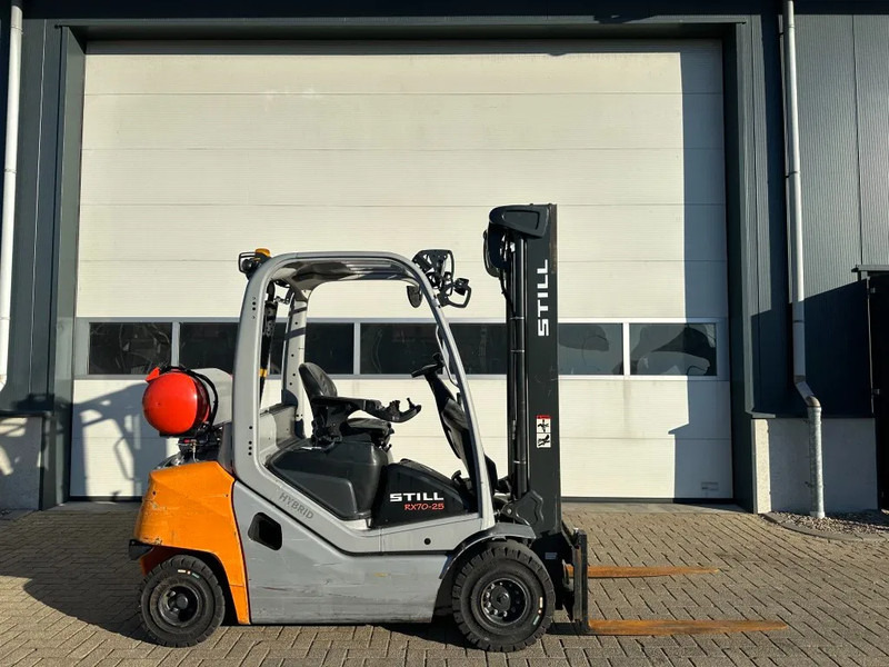 Still RX70-25 T 2.5 ton Duplex Sideshift LPG Heftruck 2020 - Carretilla elevadora de gas: foto 2 Still RX70-25 T 2.5 ton Duplex Sideshift LPG Heftruck 2020 - Carretilla elevadora de gas: foto 2
