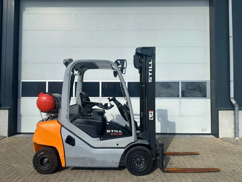 Still RX70-25 T 2.5 ton Duplex Sideshift LPG Heftruck 2020 - Carretilla elevadora de gas: foto 2 Still RX70-25 T 2.5 ton Duplex Sideshift LPG Heftruck 2020 - Carretilla elevadora de gas: foto 2