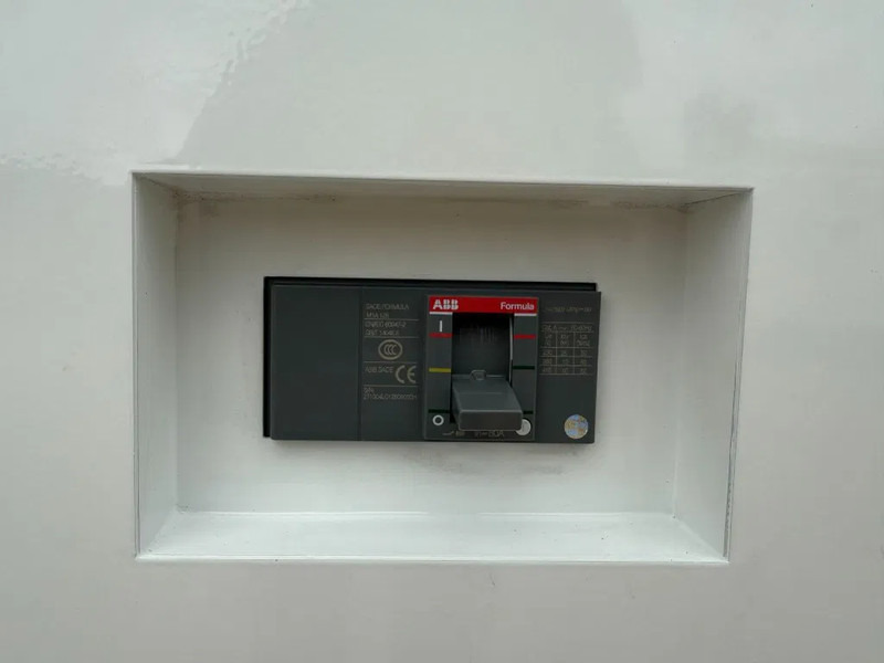 Generador industriale nuevo Yanmar Stage 5 Yanmar 45 kVA Silent Rental generatorset: foto 14 Generador industriale nuevo Yanmar Stage 5 Yanmar 45 kVA Silent Rental generatorset: foto 14